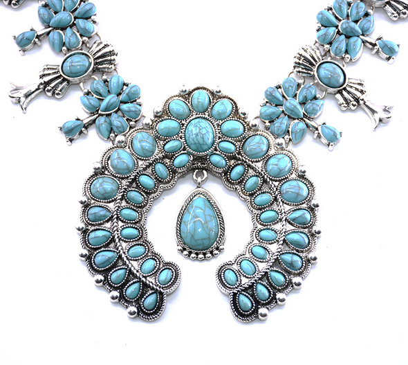 Bohemian style turquoise flower pendant necklace